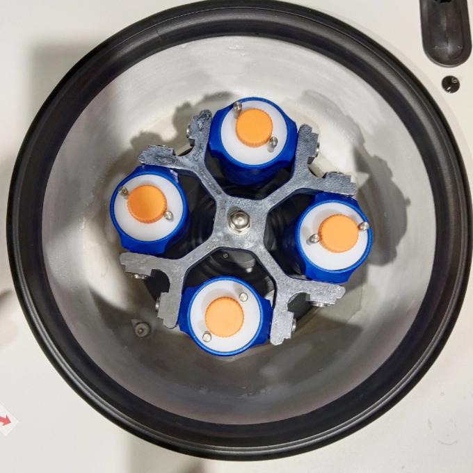 TDL5M Ψυγείο Εργαστηριακής Κεντρίφουκας 6000 στροφές ανά λεπτό 5120xg με εισαγόμενο συμπιεστή για DNA αιμοσφαιρίων 2