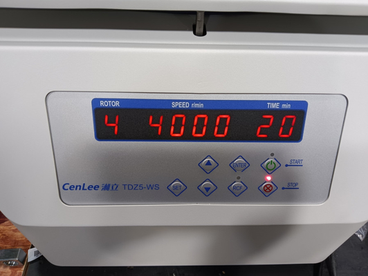 Καλή τιμή. Η tdz5-WS Benchtop οριζόντιο υποβάλλει το στροφέα 5000rpm 4*250ml ταλάντευσης έξω με τους κάδους σε φυγοκέντρωση σε απευθείας σύνδεση